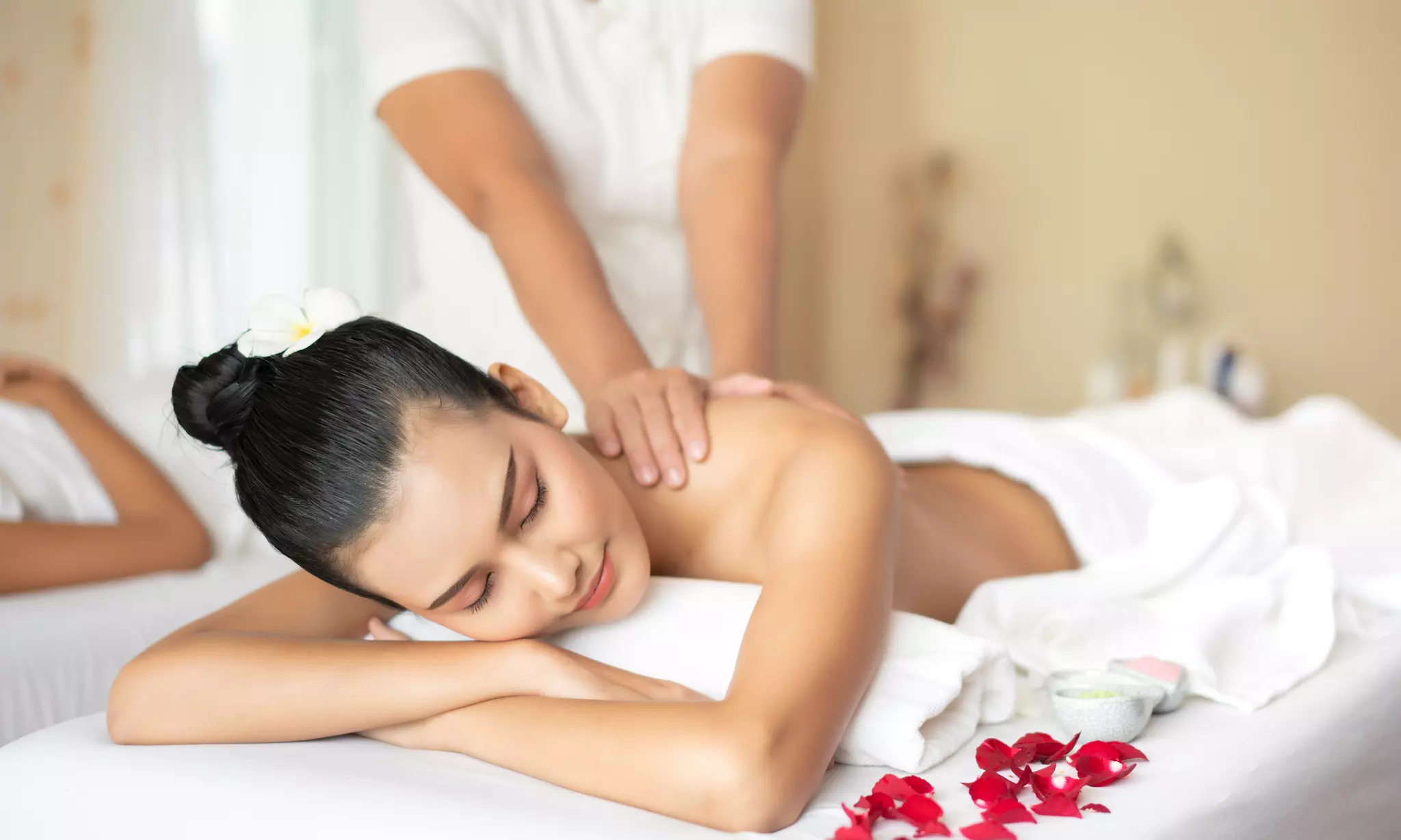 Warm, soothing massage session